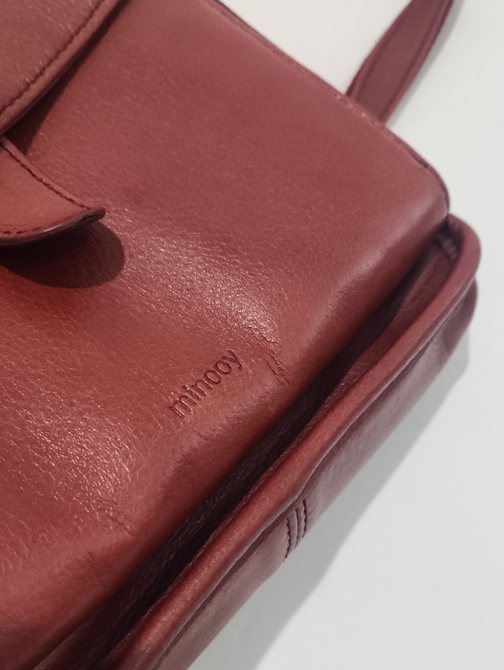 Minooy Athena Unique Design Mini Crossbody Bag - Picture 15 of 15